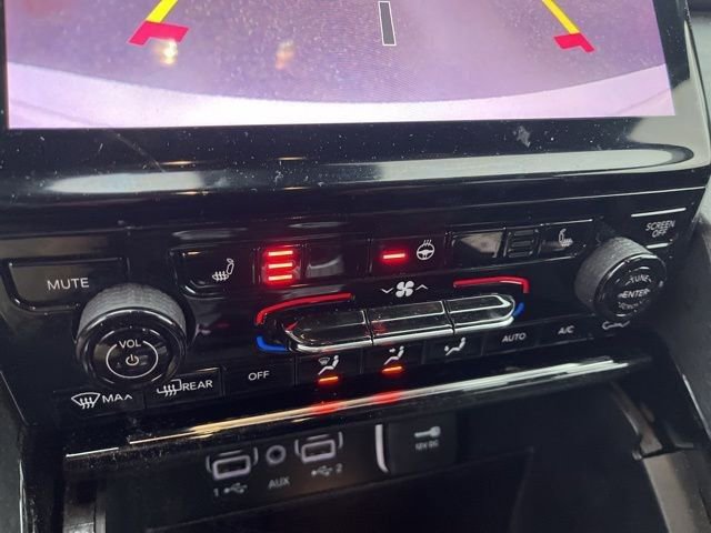 Used 2023 Jeep Grand Cherokee Limited image 20