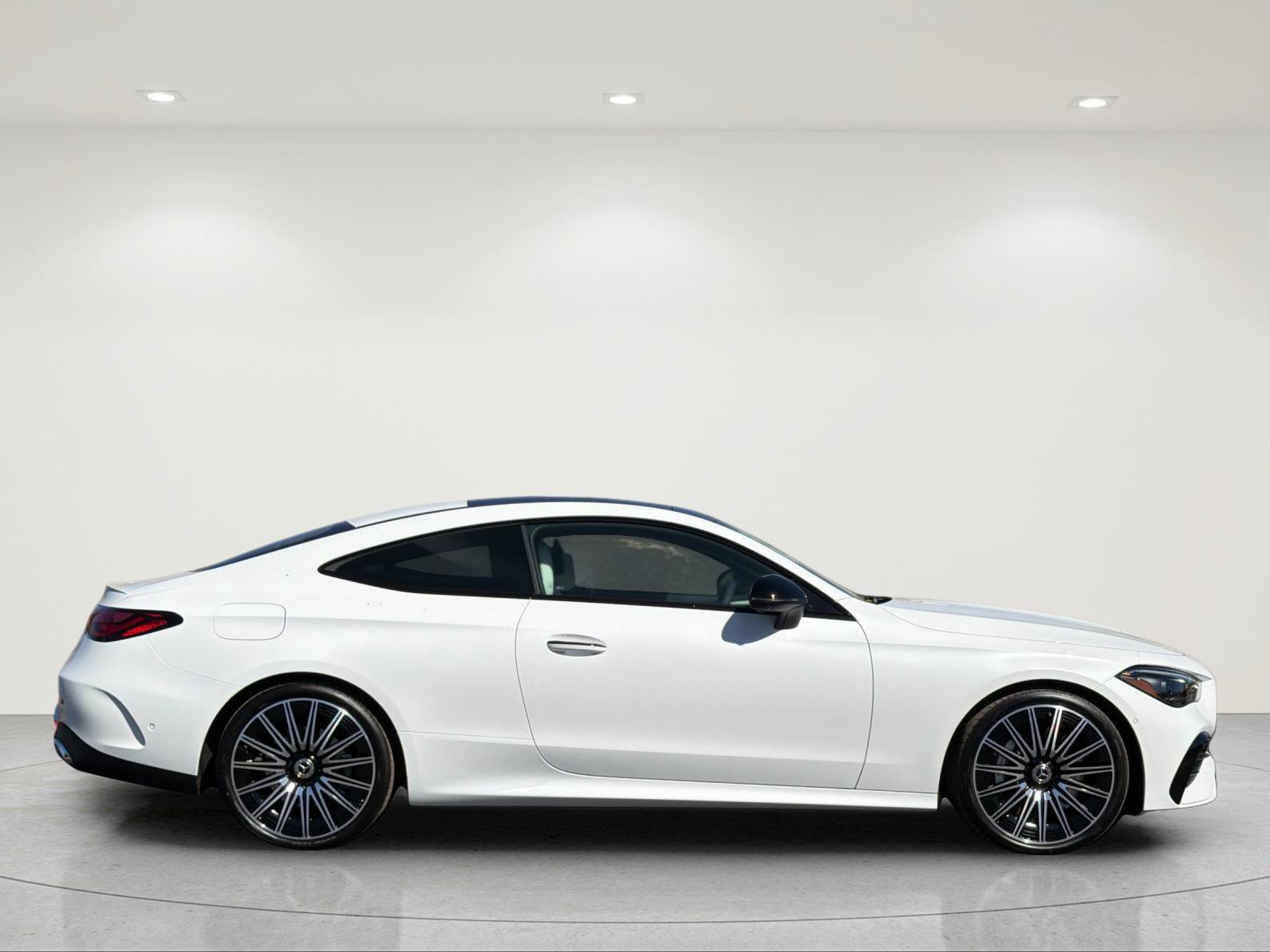 New 2027 Mercedes-Benz CLE 450 4MATIC Coupe image 6