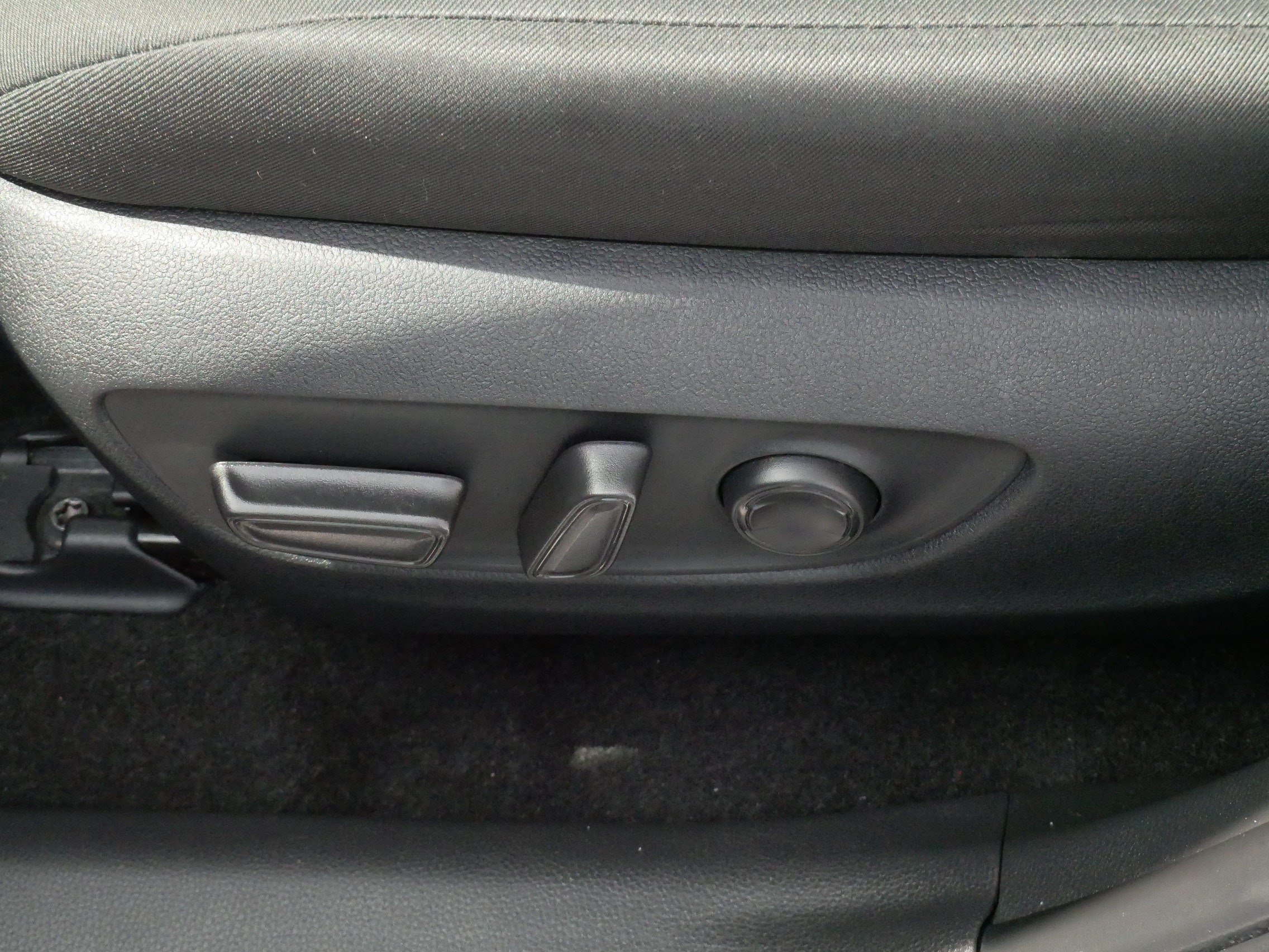 Certified 2025 Toyota RAV4 XLE AWD/4WD image 20