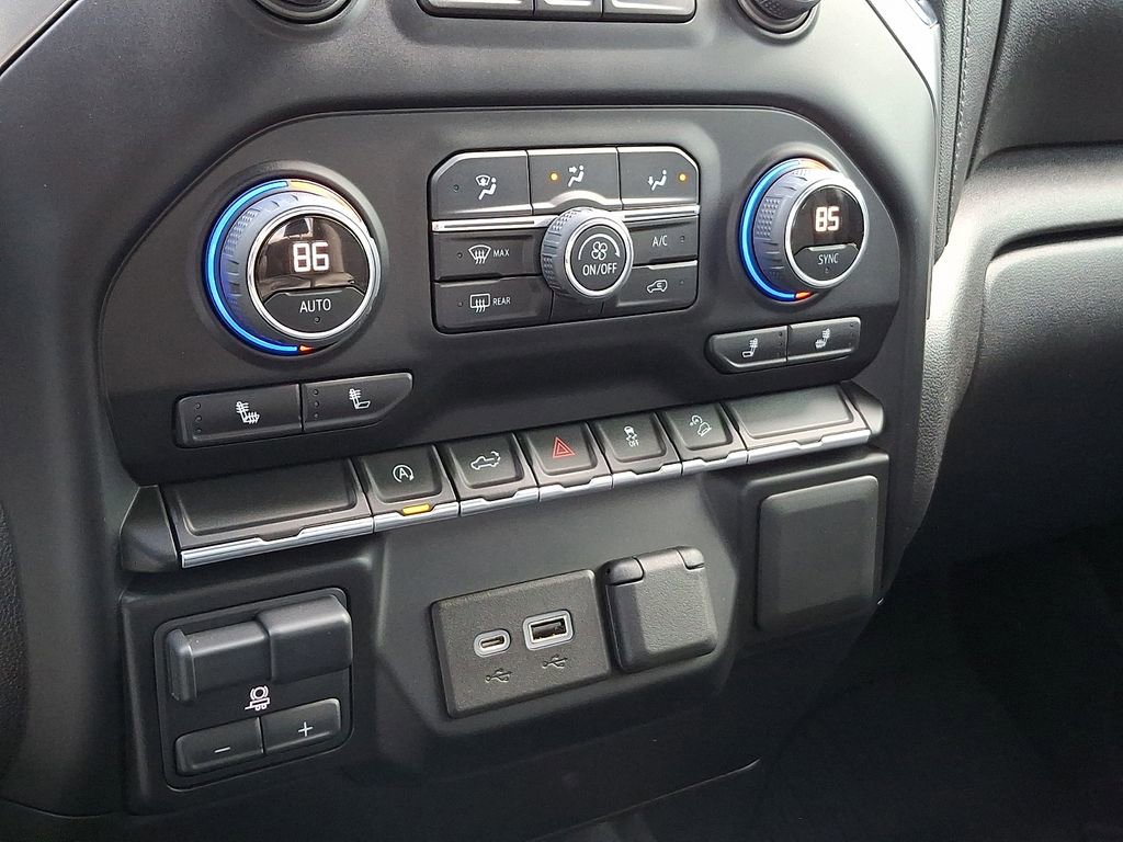 Used 2021 Chevrolet Silverado 1500 RST w/ Z71 Off-Road Package image 16