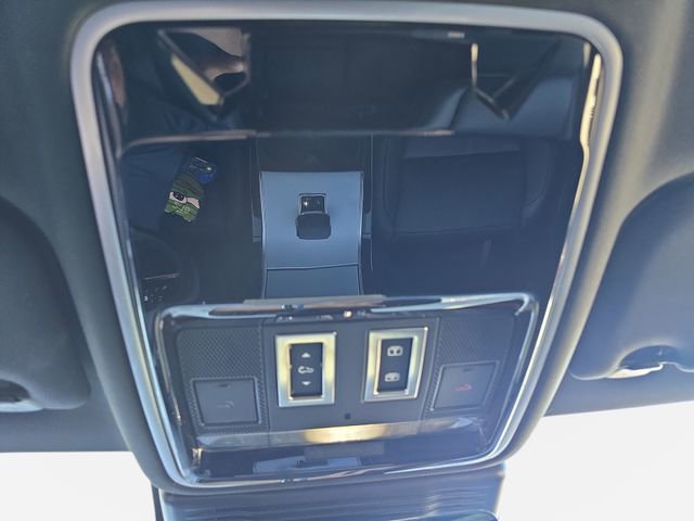 Certified 2025 Land Rover Range Rover Velar S image 26