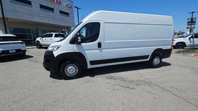 Used 2026 RAM ProMaster 2500 w/ Convenience Group FWD image 4