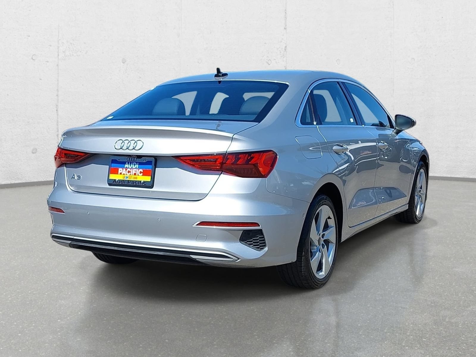 Used 2024 Audi A3 2.0T Premium FWD image 5