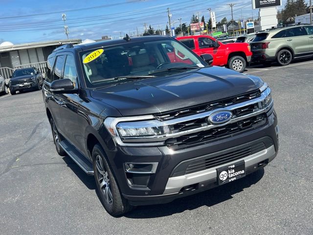 Used 2023 Ford Expedition Limited image 5