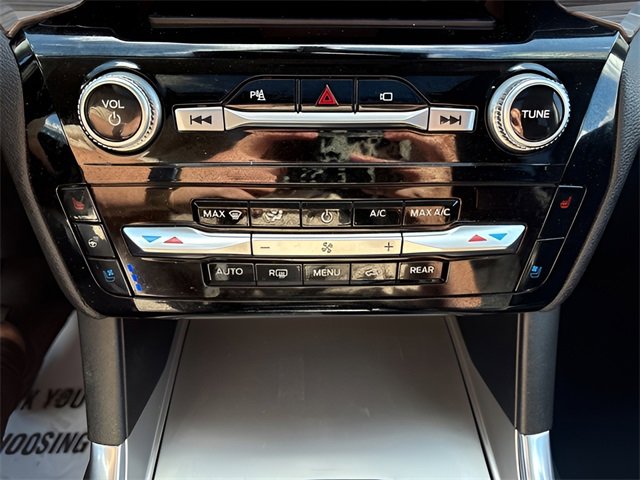 Used 2021 Ford Explorer Limited image 17