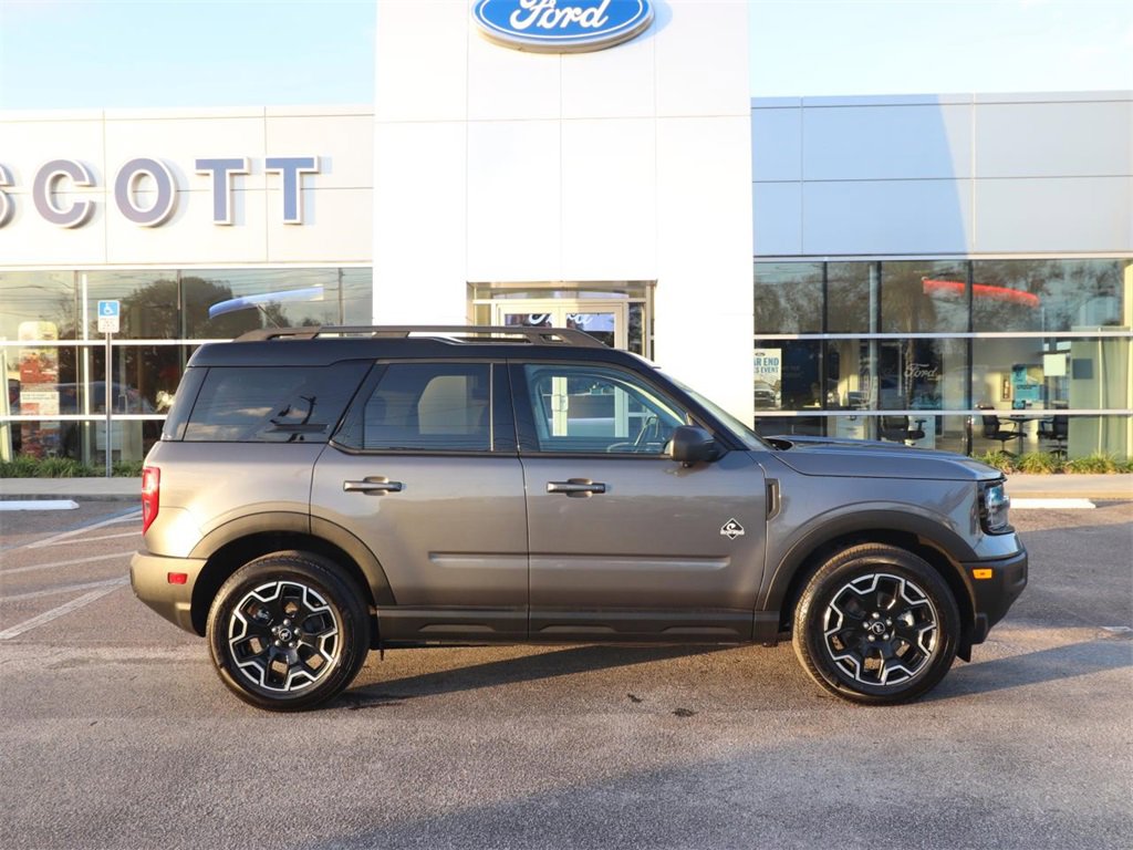 Certified 2025 Ford Bronco Sport Outer Banks w/ Outer Banks Tech Package+ image 15