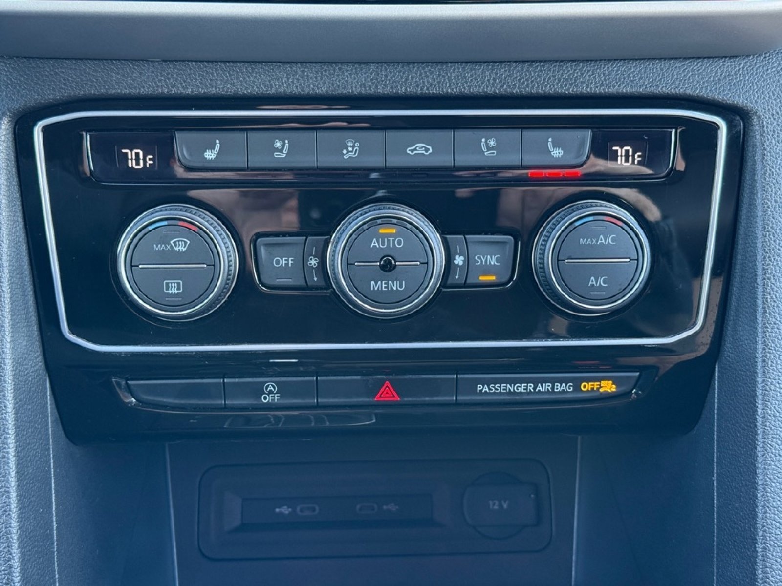 Used 2022 Volkswagen Atlas Cross Sport SEL Premium R-Line image 28