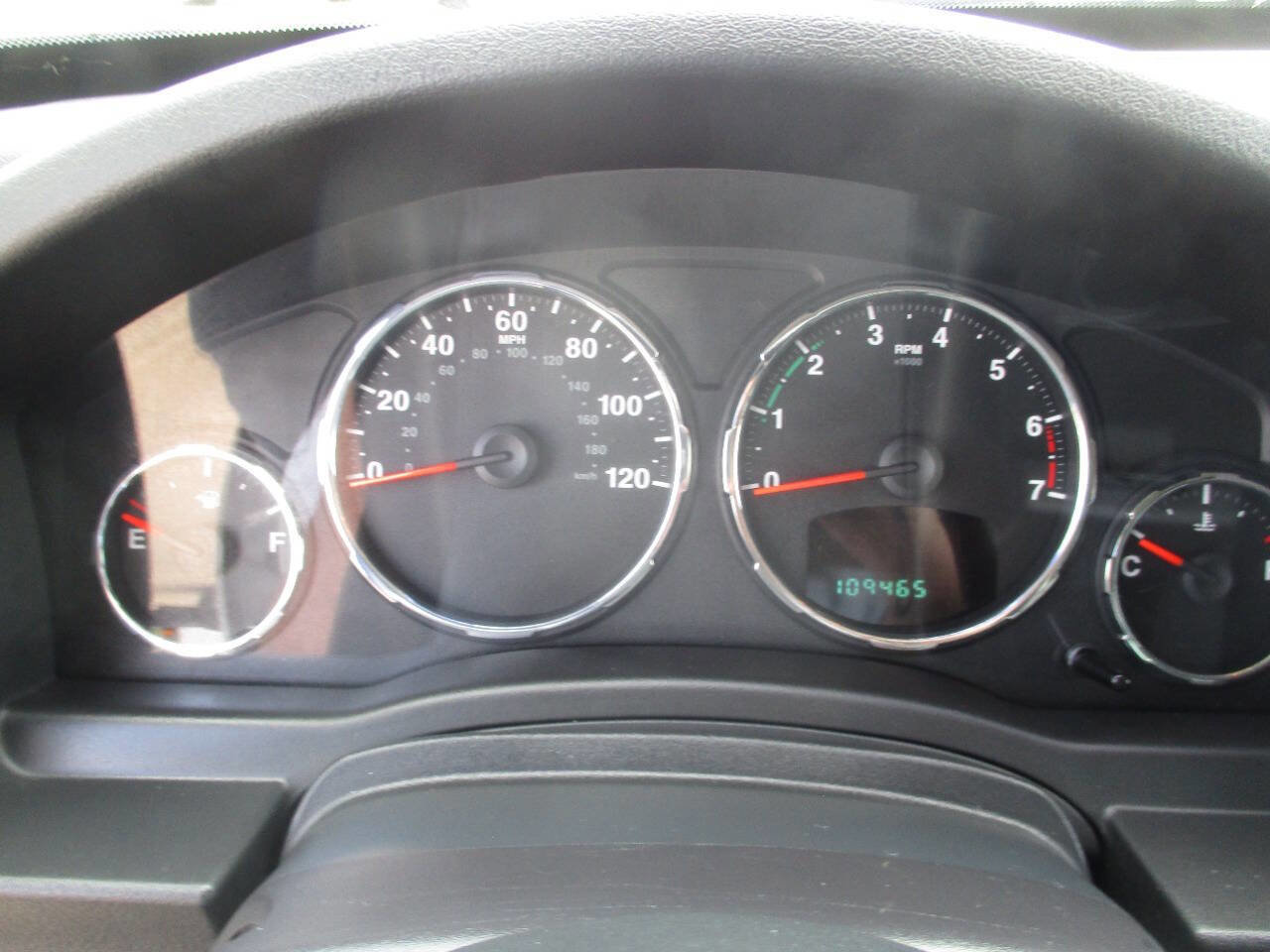 Used 2011 Jeep Liberty Sport AWD/4WD image 19