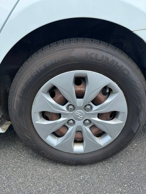 Used 2016 Hyundai Accent SE FWD image 13