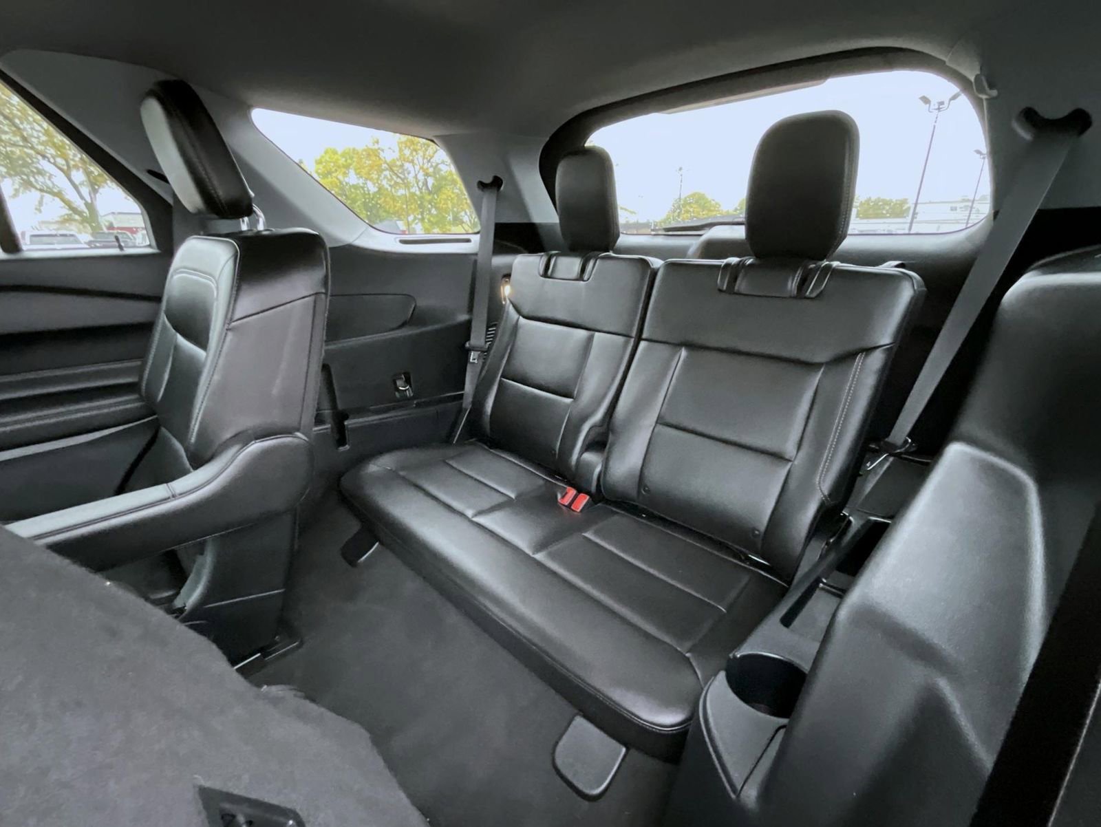 Used 2022 Ford Explorer XLT w/ Equipment Group 202A image 23