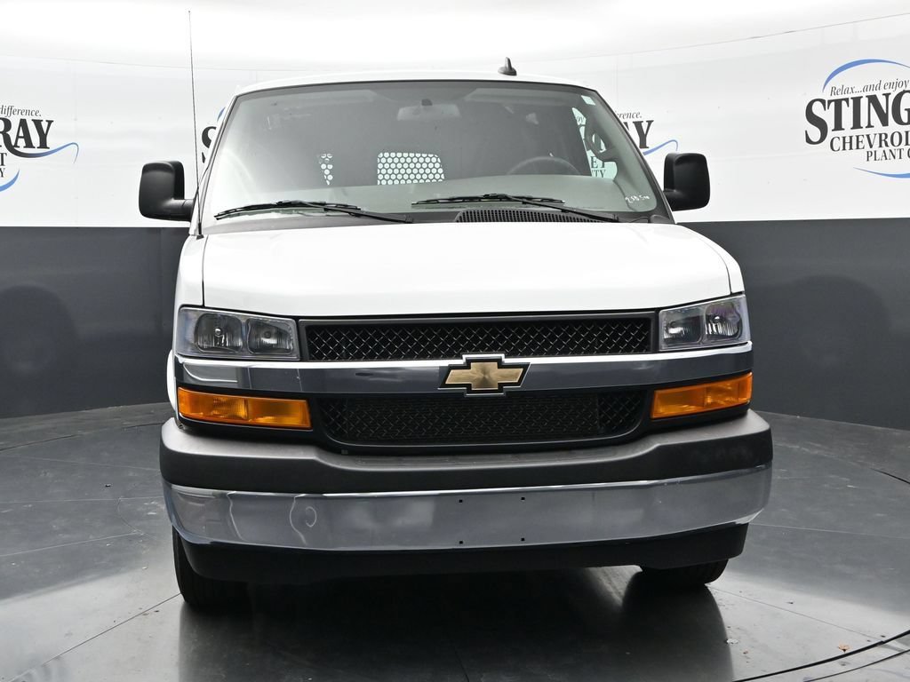 Certified 2025 Chevrolet Express 2500 w/ Driver Convenience Package RWD image 2