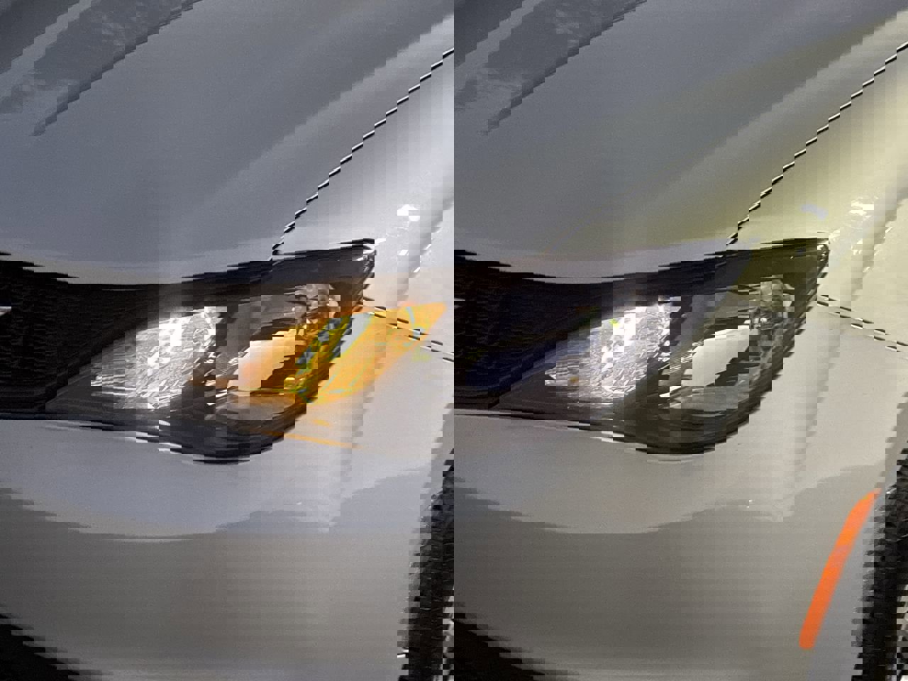 Used 2022 Chrysler Voyager LX image 6