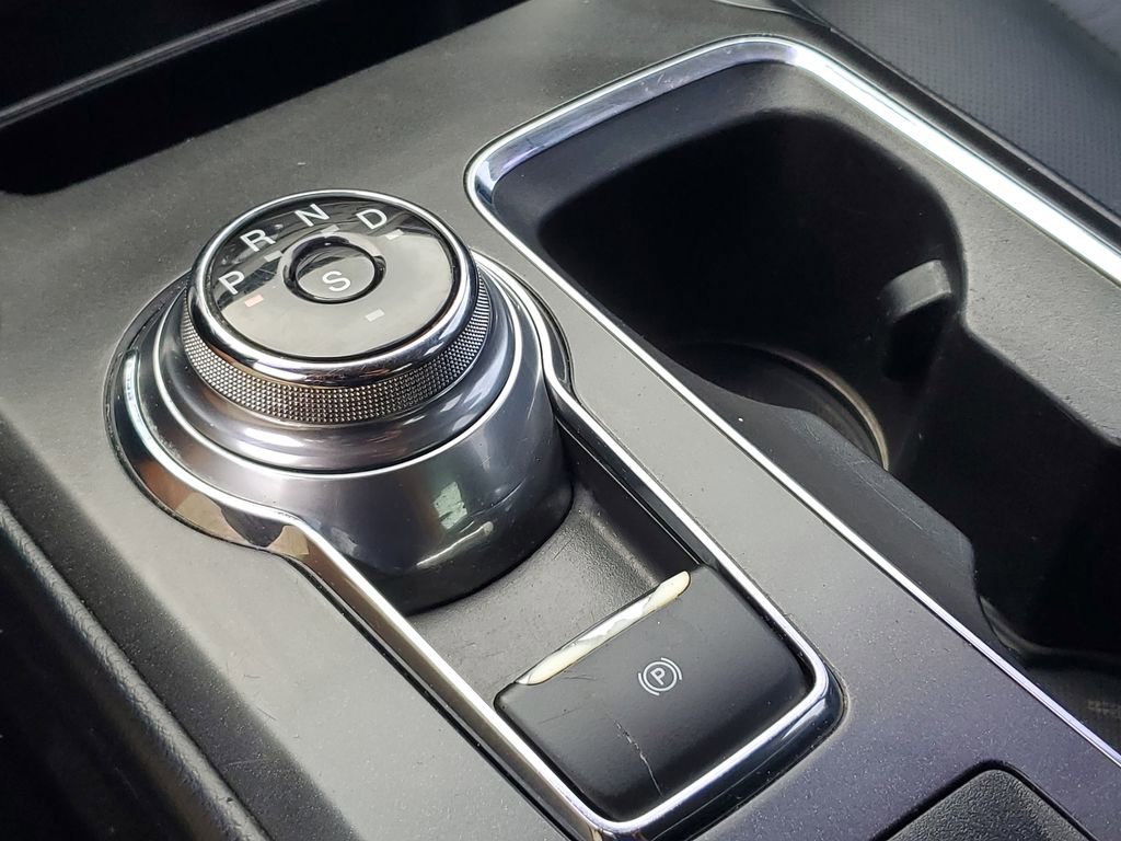 Used 2018 Ford Fusion Titanium image 18