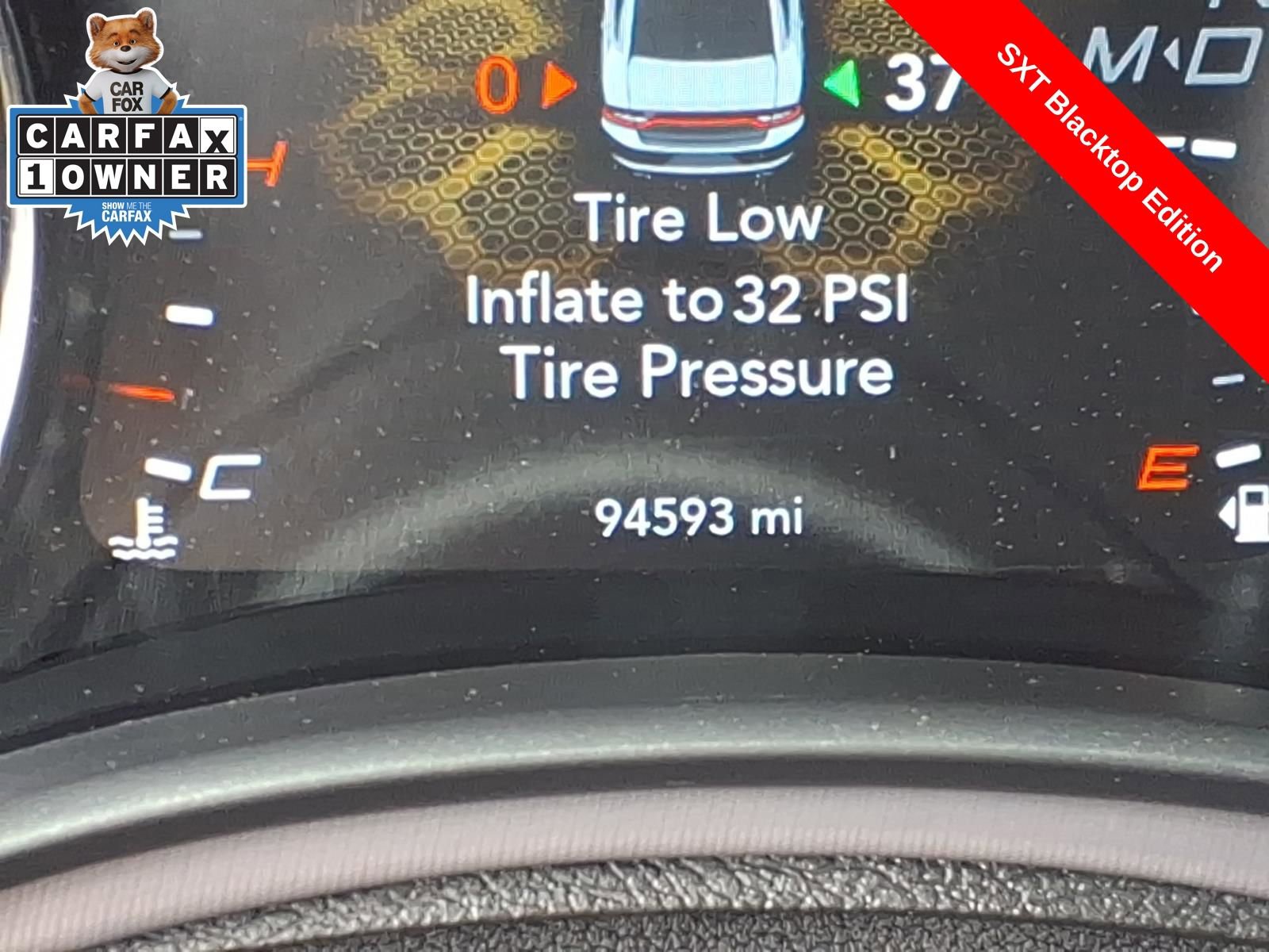 Used 2023 Dodge Charger SXT w/ Blacktop Package RWD image 26