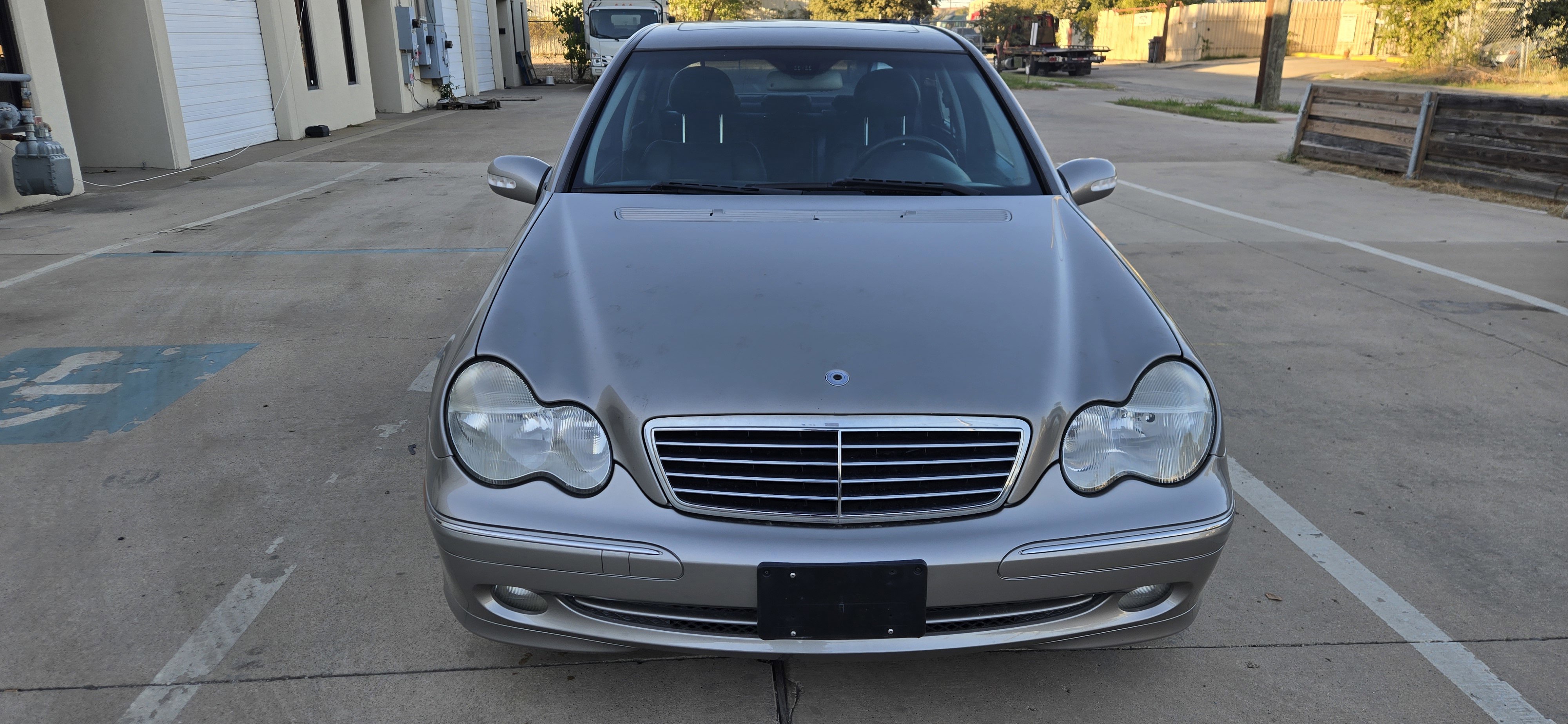 Used 2004 Mercedes-Benz C 320 Sedan image 12
