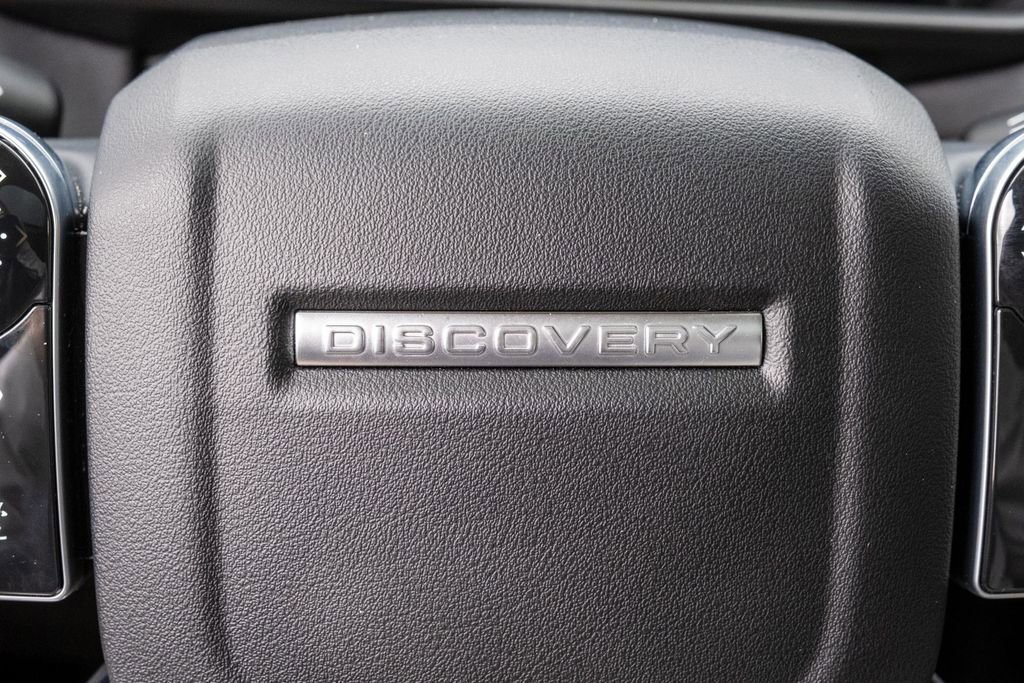 Used 2020 Land Rover Discovery Landmark AWD/4WD image 25