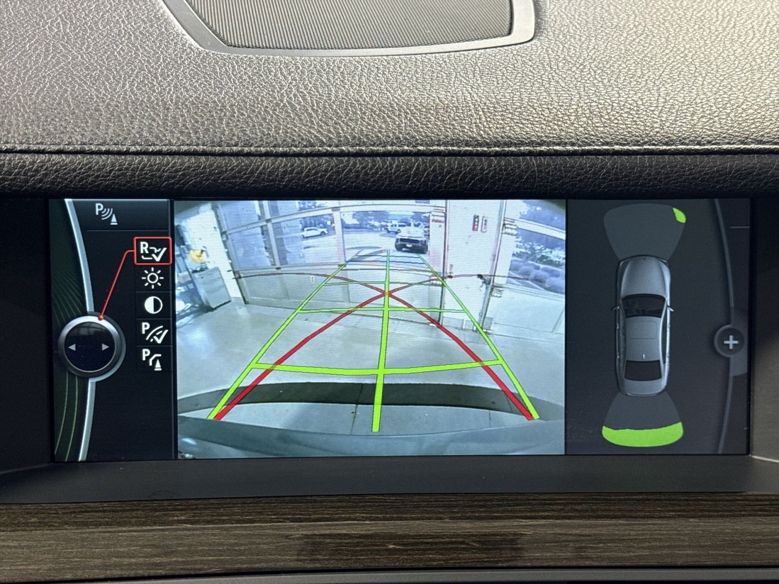 Used 2012 BMW 750i RWD image 20