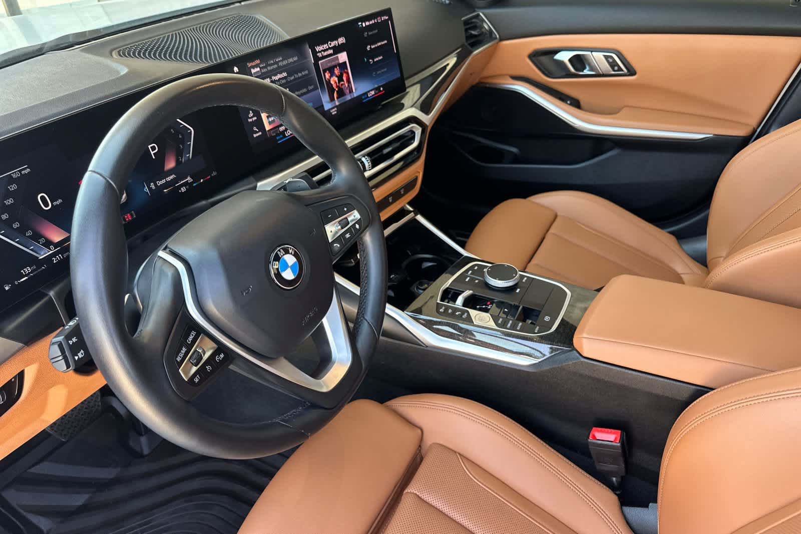 Used 2023 BMW 330i Sedan w/ Parking Assistance Package RWD image 9
