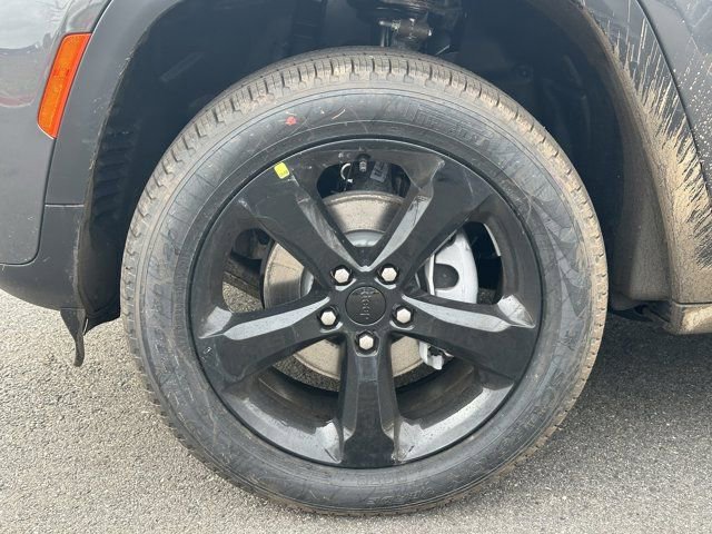 New 2026 Jeep Grand Cherokee Limited w/ Luxury Tech Group II image 12