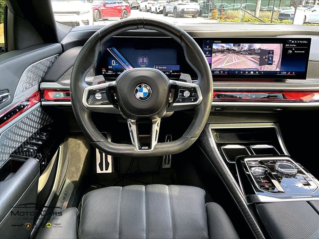 Used 2023 BMW 760i xDrive w/ Executive Package image 7