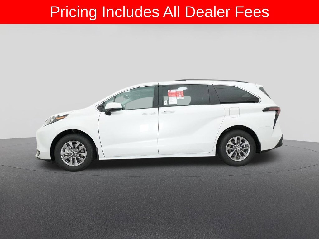 New 2026 Toyota Sienna XLE FWD image 19