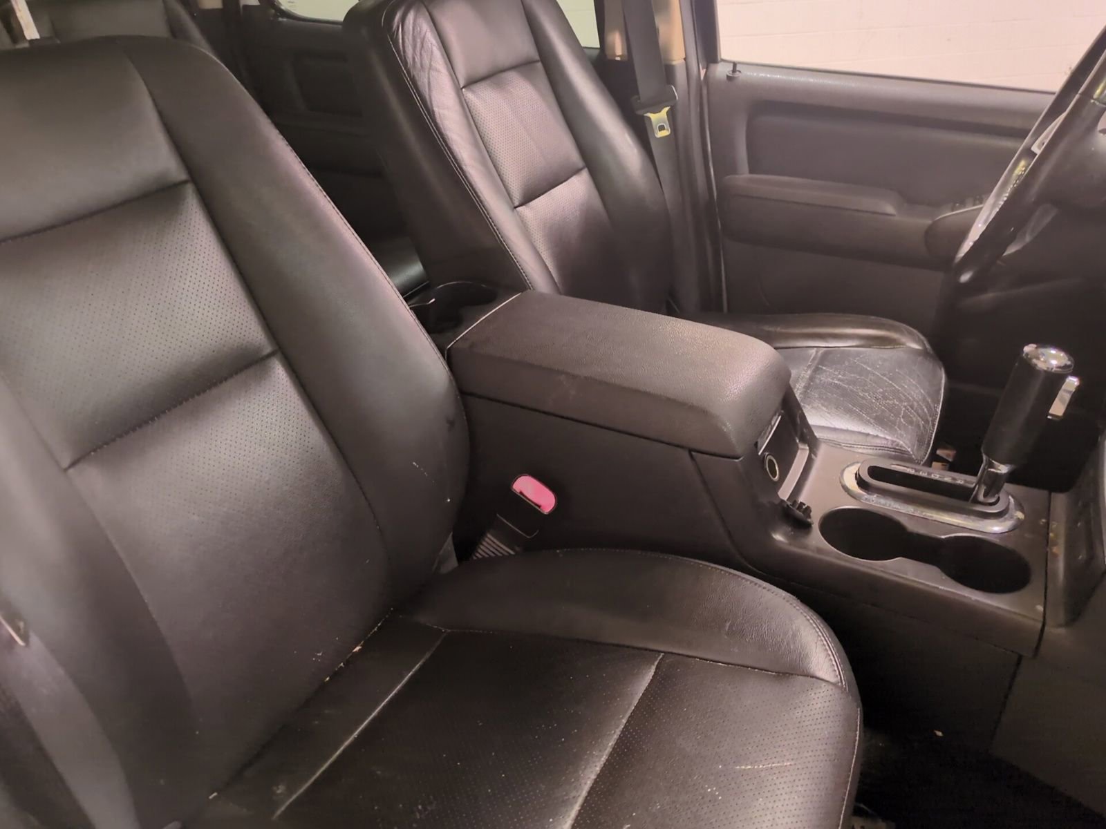 Used 2006 Mercury Mountaineer Luxury image 10