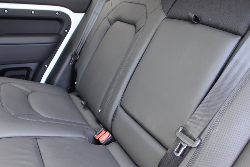 New 2026 Land Rover Defender 110 V8 image 21