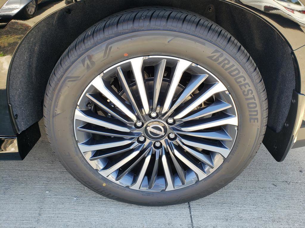 New 2025 Nissan Armada Platinum Reserve image 12