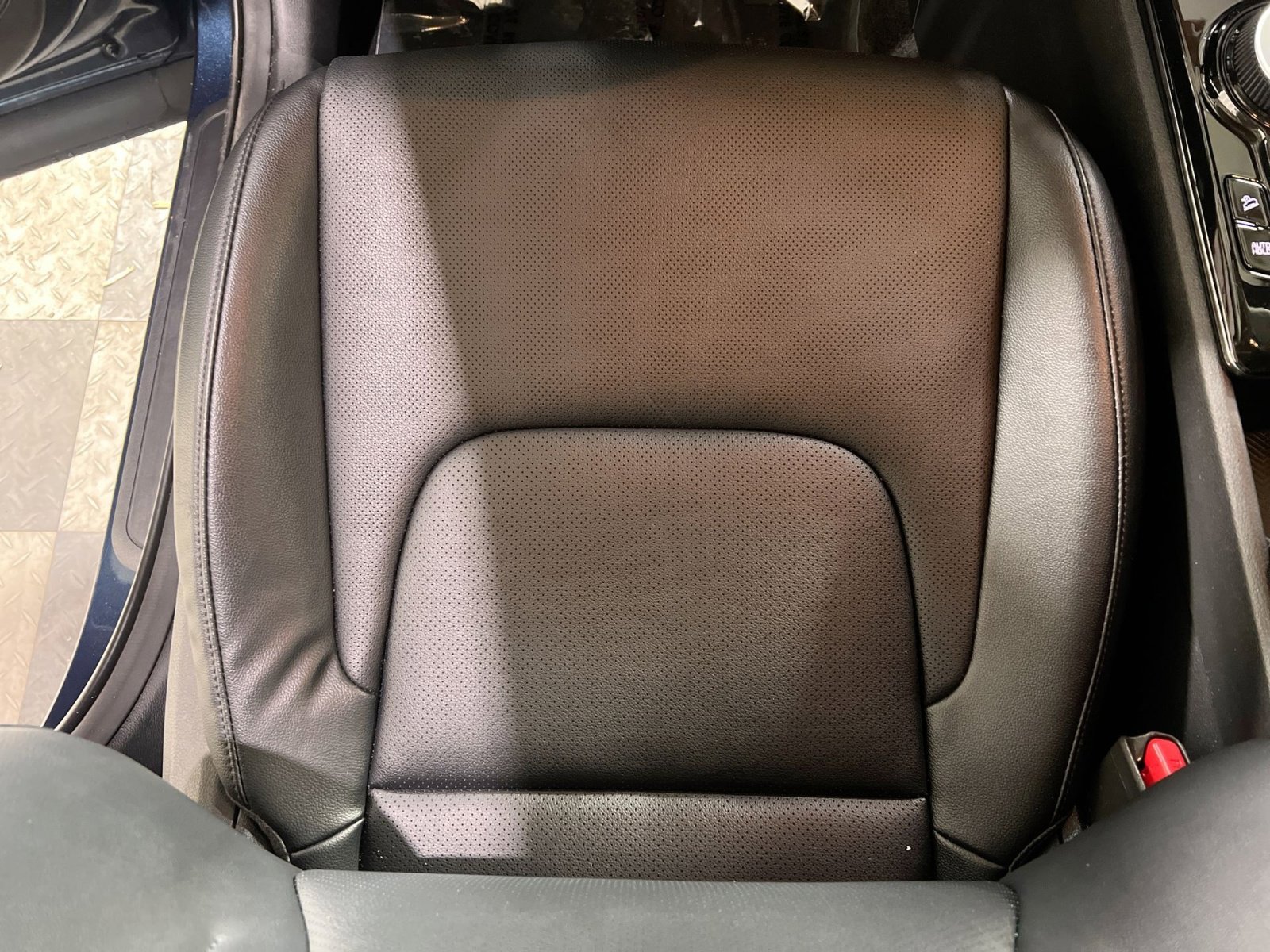 Used 2023 Kia Sportage EX image 22