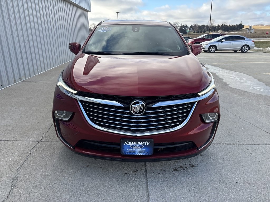 Used 2024 Buick Enclave Premium image 2