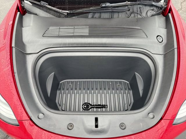 Used 2021 Tesla Model Y Long Range image 26