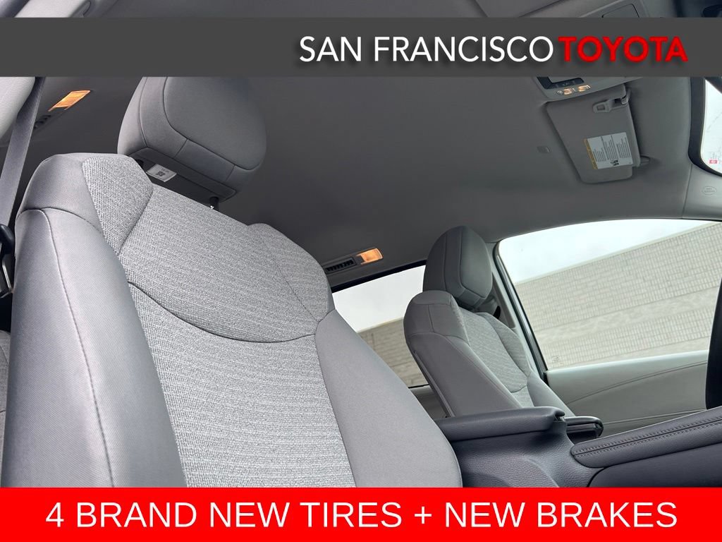 Certified 2021 Toyota Sienna LE FWD image 22