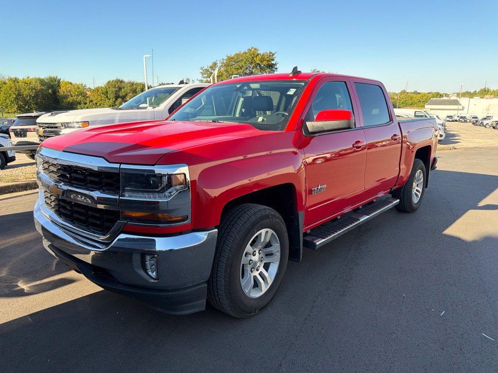 Used 2018 Chevrolet Silverado 1500 LT w/ Texas Edition AWD/4WD image 2