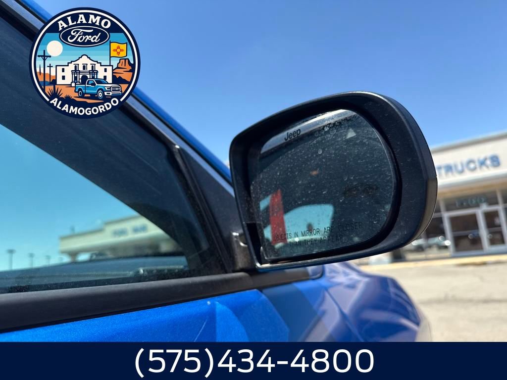 Used 2024 Jeep Compass Latitude image 20