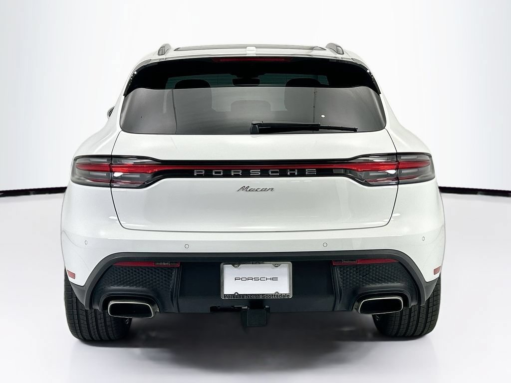 Used 2026 Porsche Macan AWD/4WD image 6