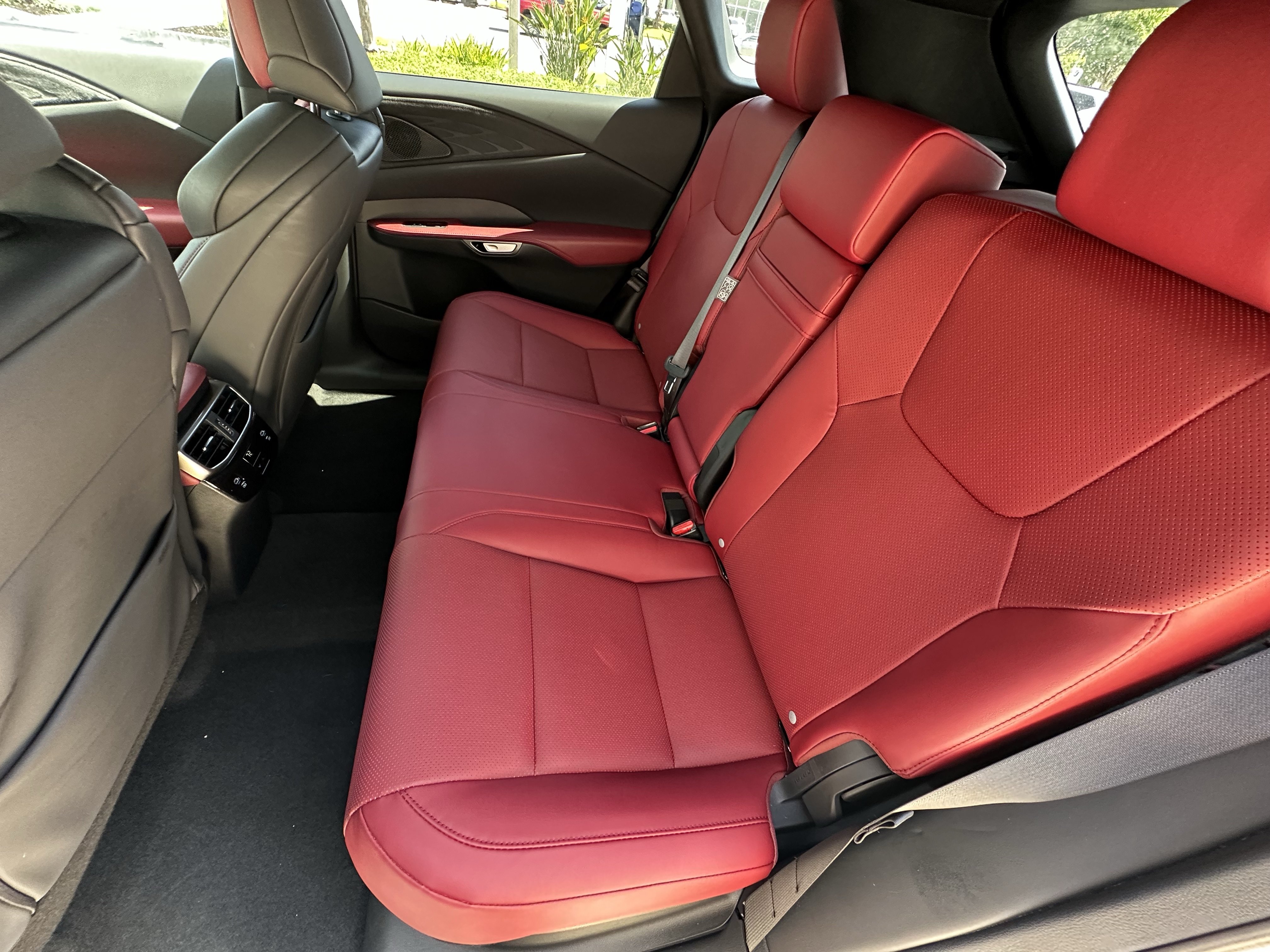 Used 2023 Lexus RX 350 F Sport w/ Accessory Package (Z1) AWD/4WD image 16