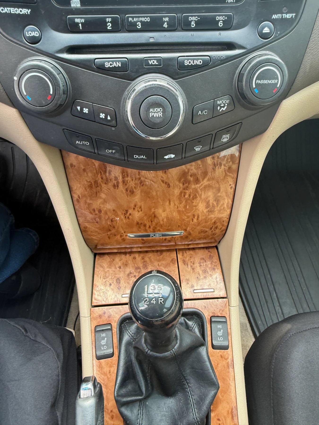 Used 2005 Honda Accord EX-L image 24