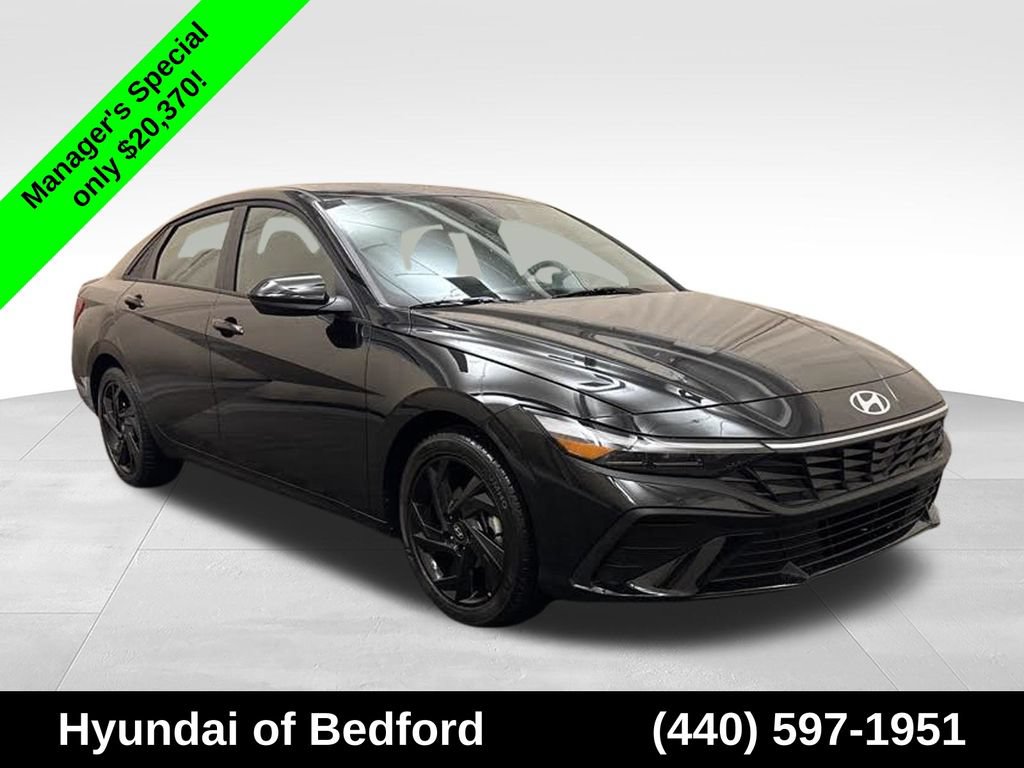 Certified 2026 Hyundai Elantra Sport w/ Cargo Package FWD image 3