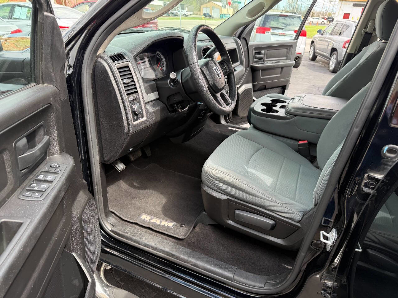 Used 2013 RAM 1500 Express AWD/4WD image 14
