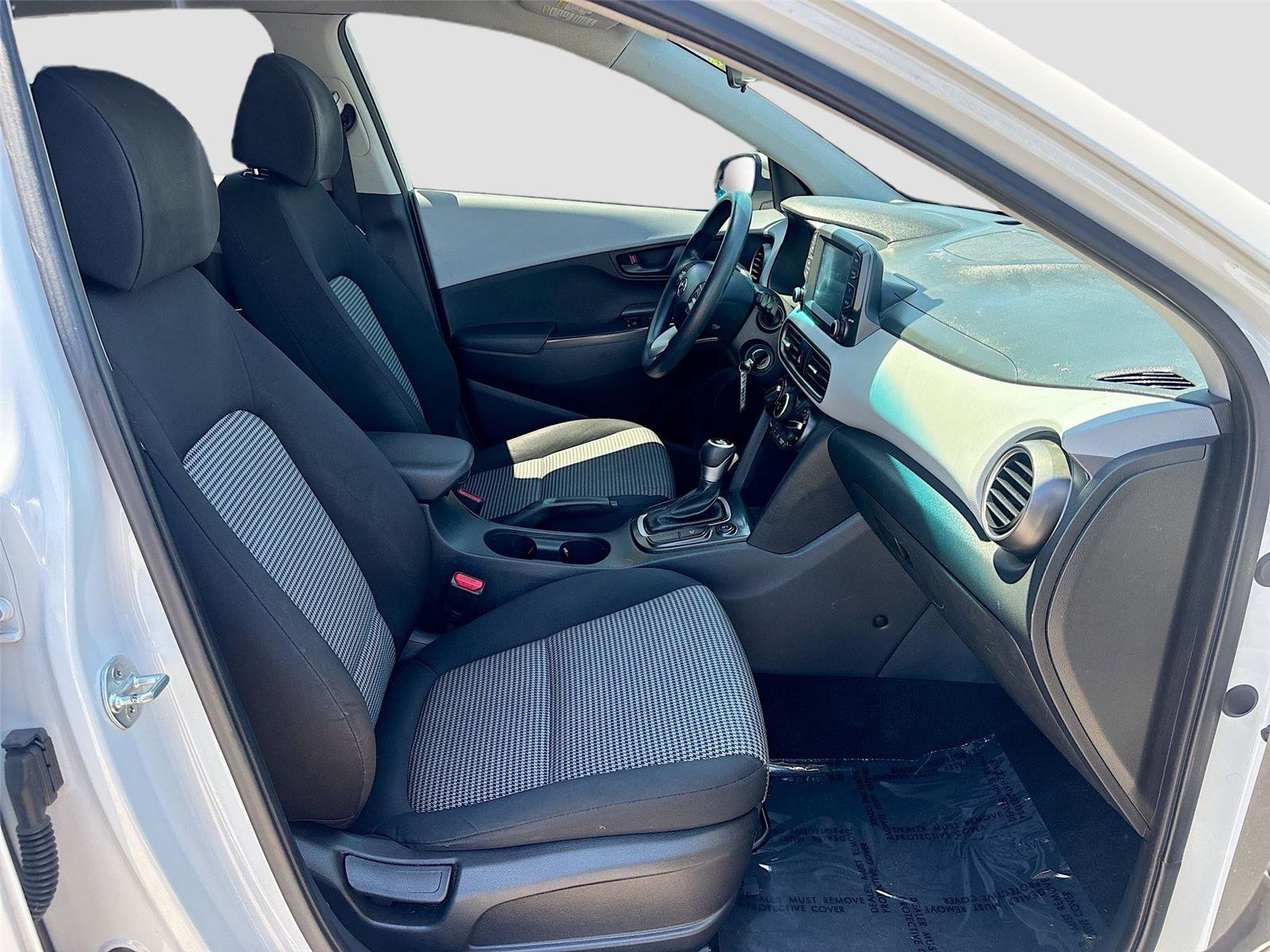 Used 2020 Hyundai Kona SE image 25