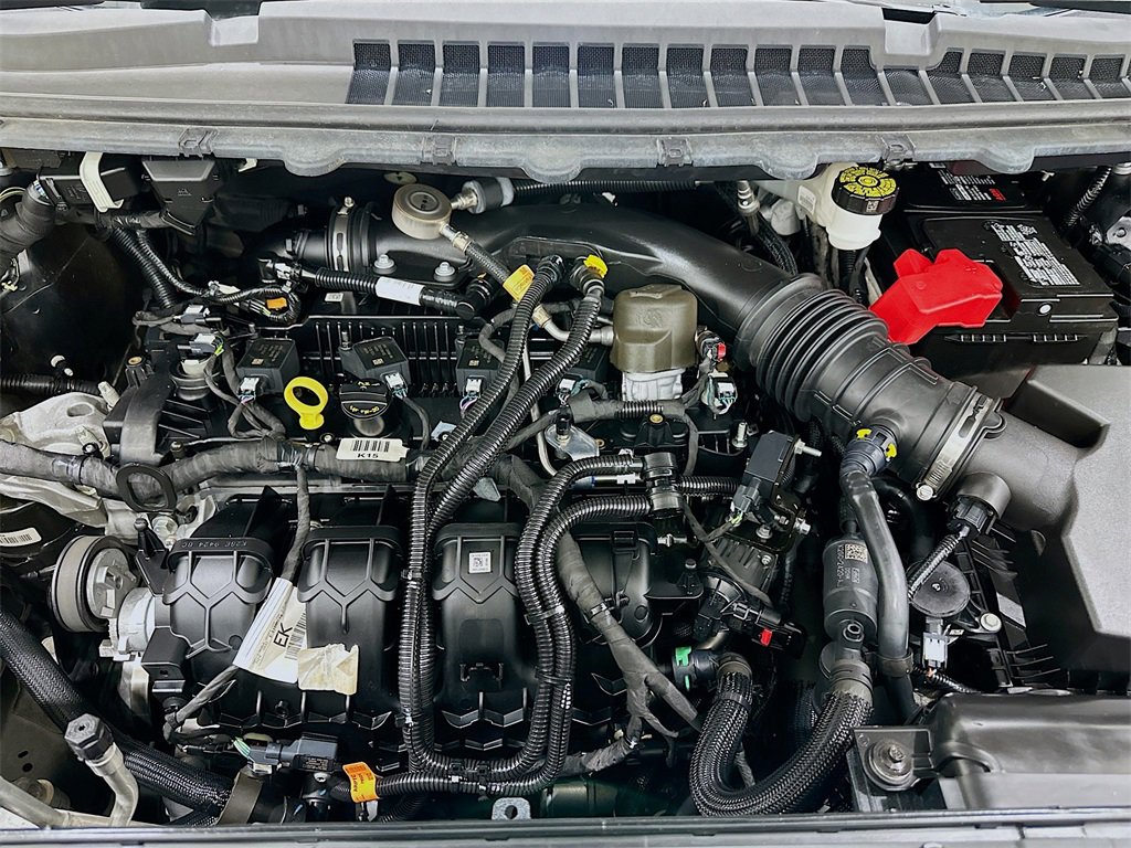 Used 2022 Ford Edge SE w/ Black Appearance Package image 29