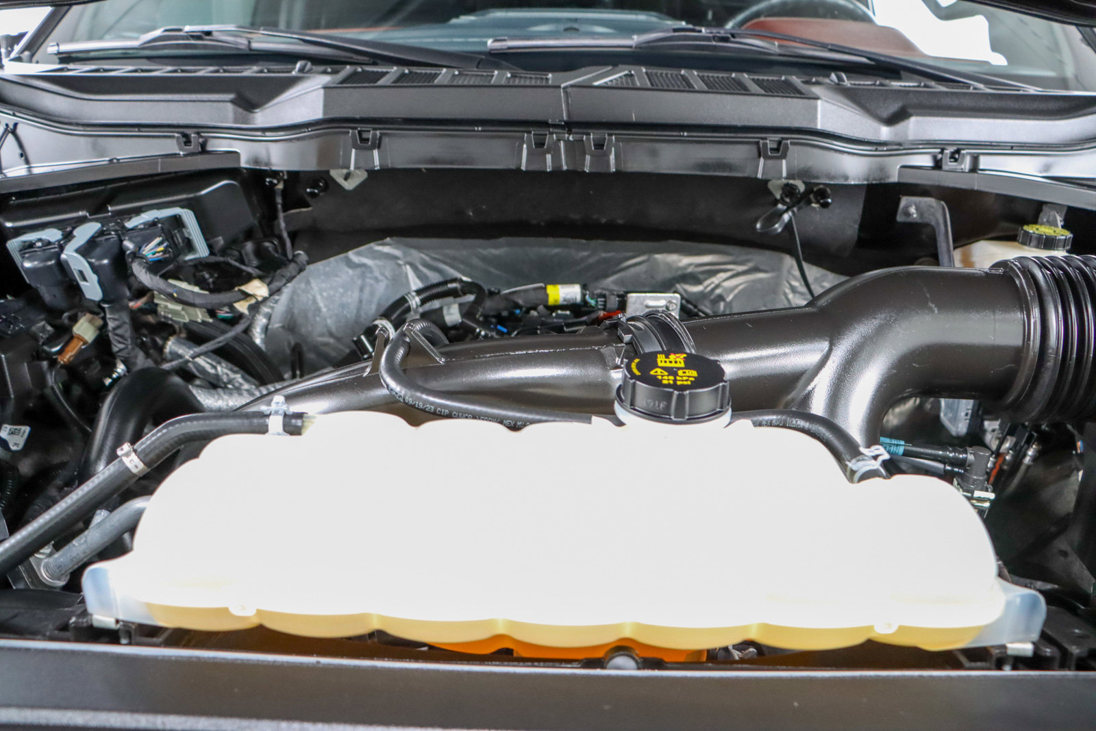 Used 2023 Ford F150 Lariat w/ Equipment Group 502A High image 33