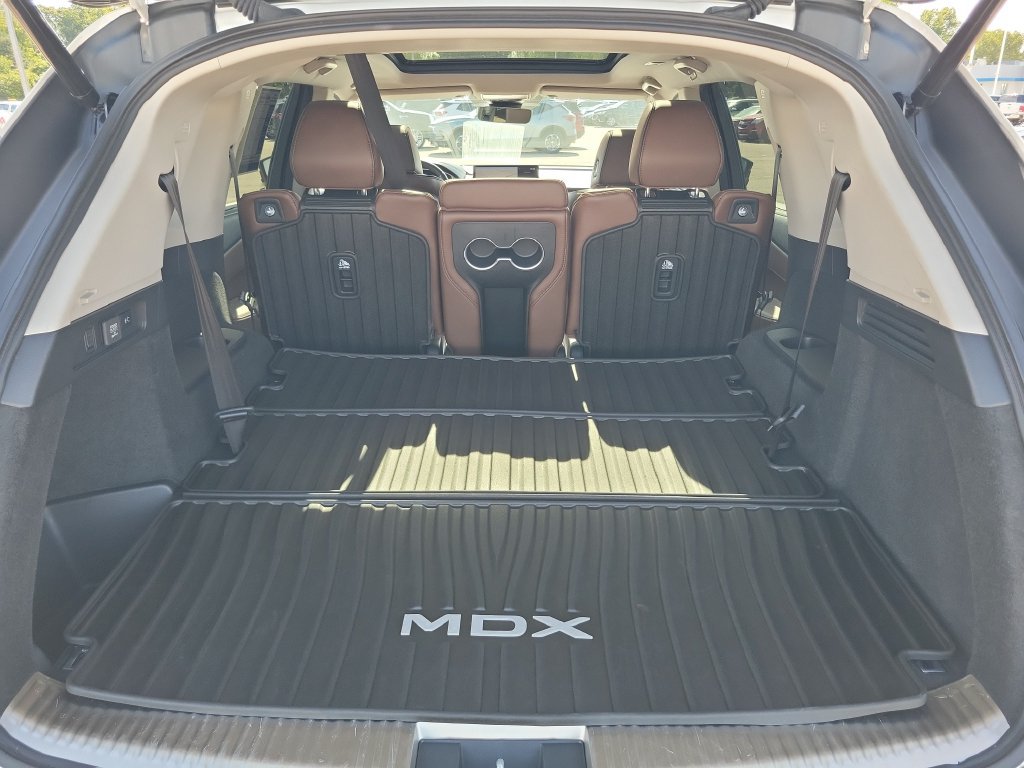Used 2024 Acura MDX w/ Advance Package AWD/4WD image 34