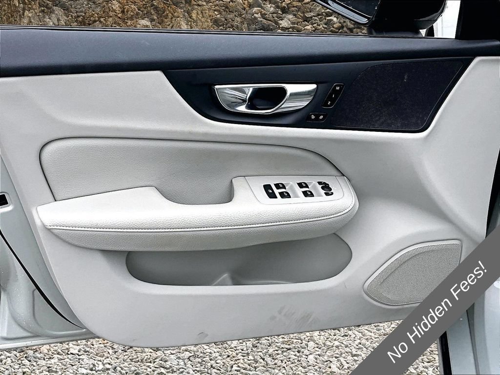 Used 2022 Volvo S60 B5 Momentum w/ Climate Package FWD image 21