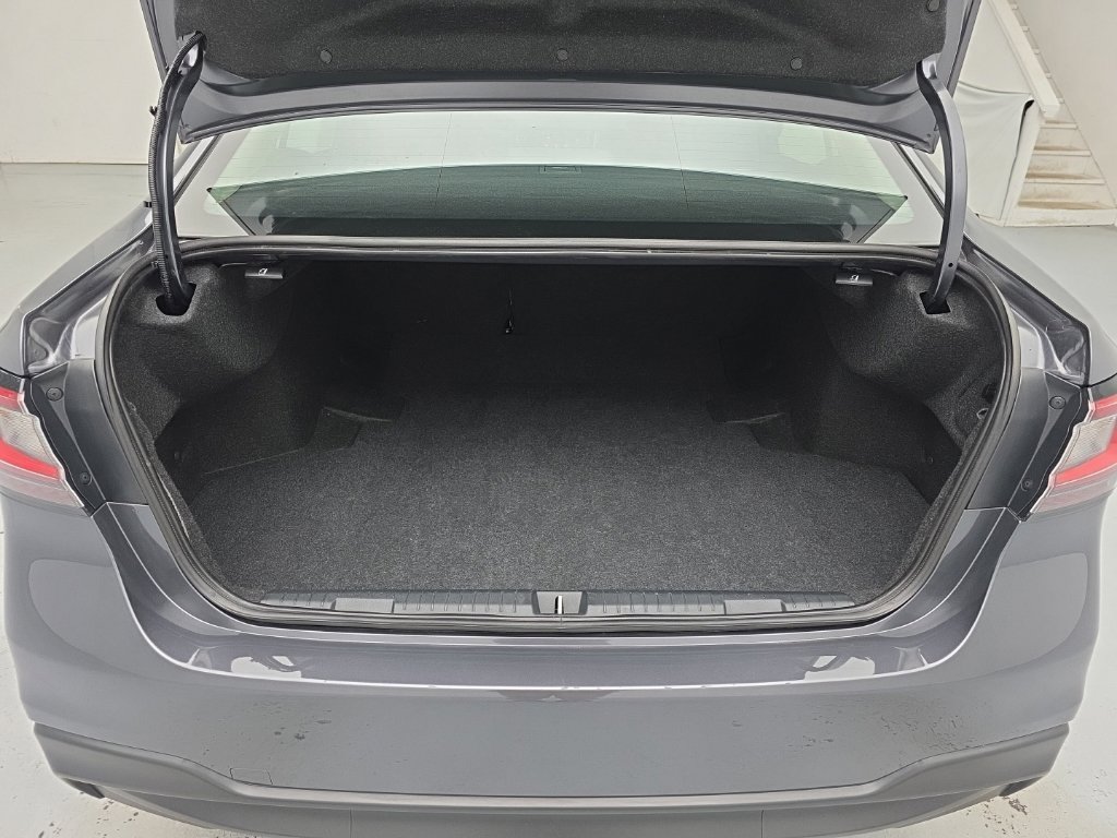 Used 2025 Subaru Legacy Premium AWD/4WD image 43