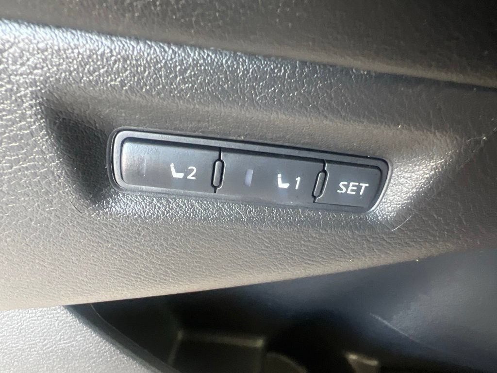 Used 2017 Nissan Murano SL w/ SL Technology Package AWD/4WD image 46