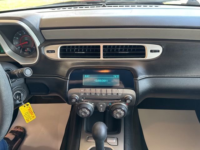 Used 2015 Chevrolet Camaro LS RWD image 22