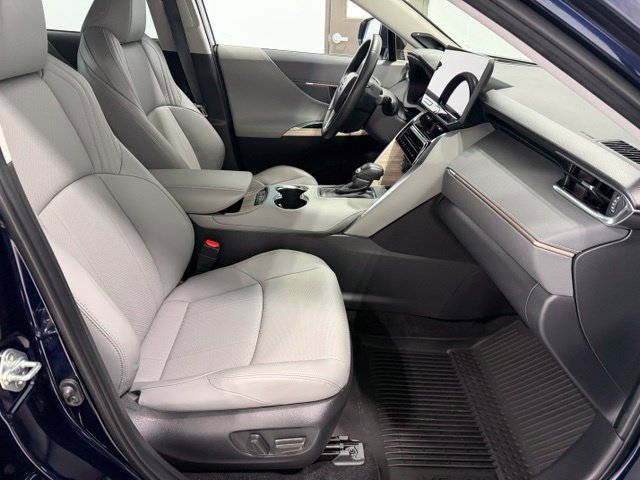 Used 2024 Toyota Venza Limited AWD/4WD image 24