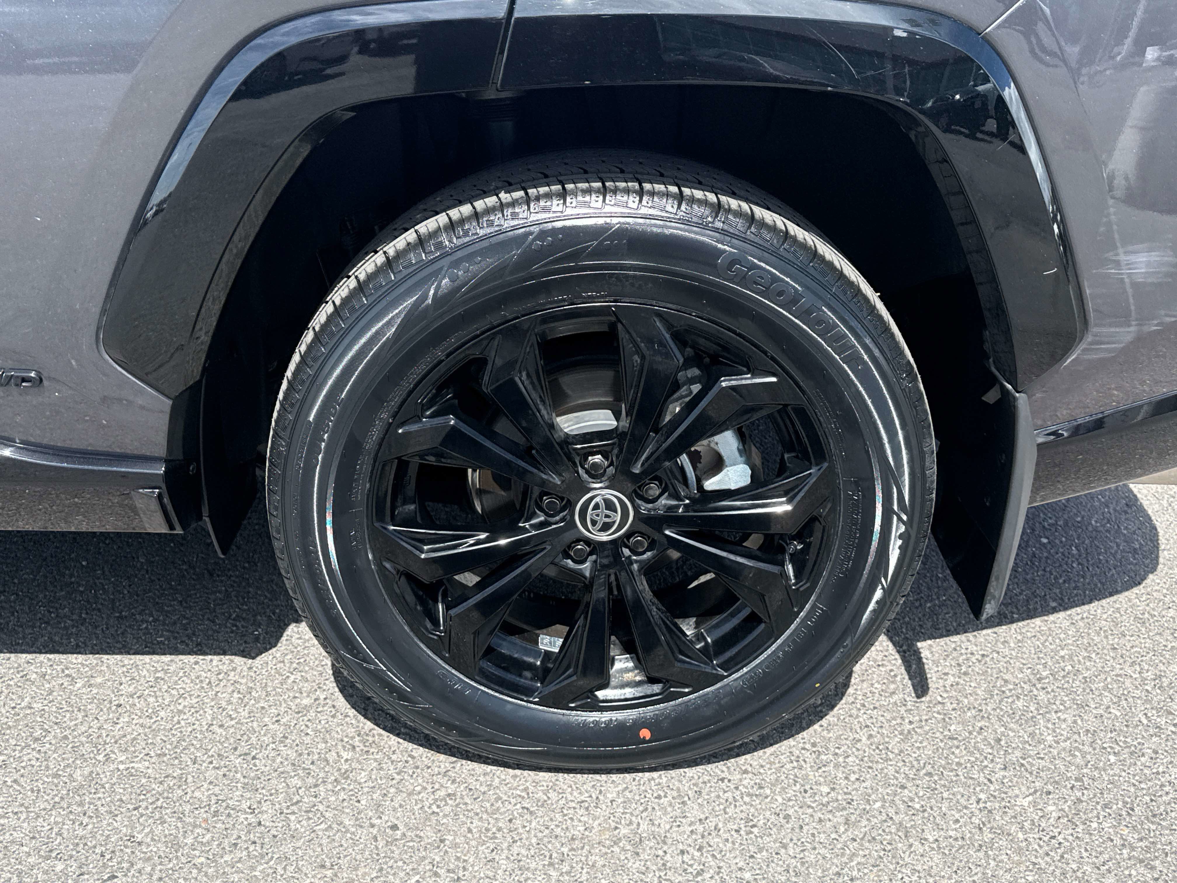 Used 2023 Toyota RAV4 XSE AWD/4WD image 7