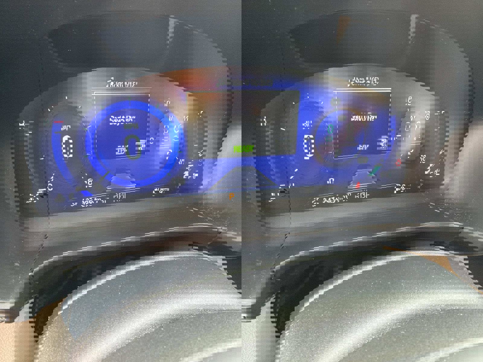 Used 2020 Ford Escape Titanium image 8